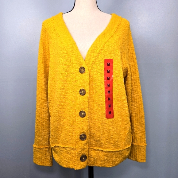 Two by Vince Camuto Yellow Textured V Neck Button Up Cardigan Sweater Size M NWT - Picture 1 of 8